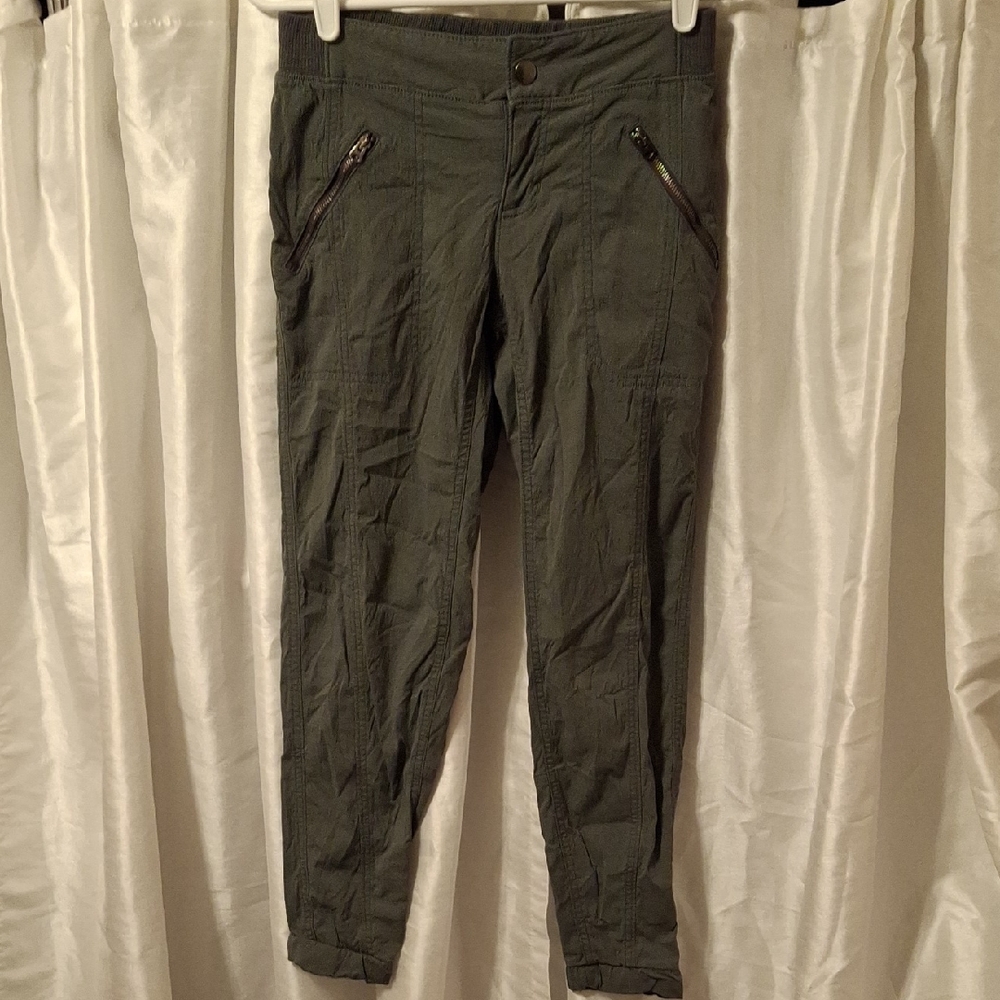 Athleta Gray/ Green Cargo Pants 0
